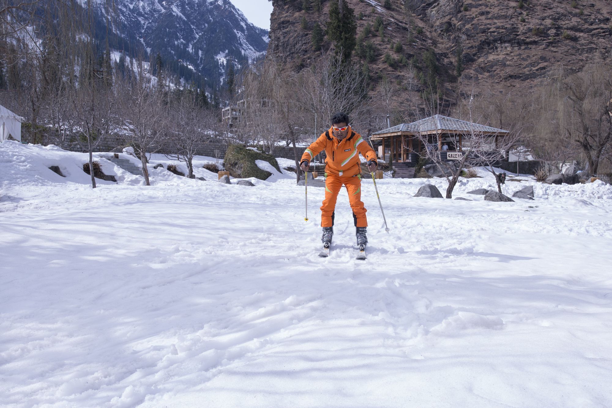 Solang Valley Resort Palchān エクステリア 写真