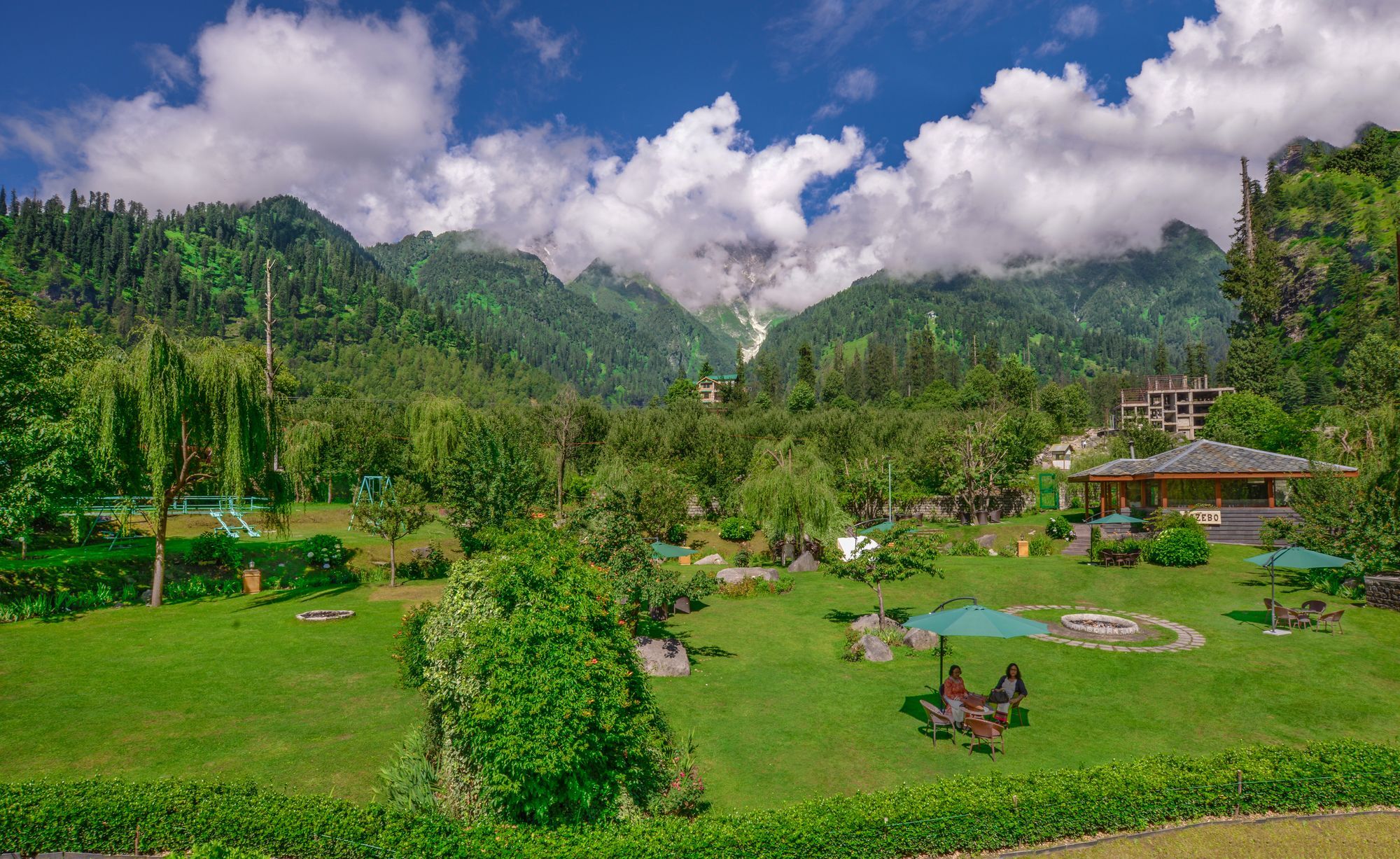 Solang Valley Resort Palchān エクステリア 写真